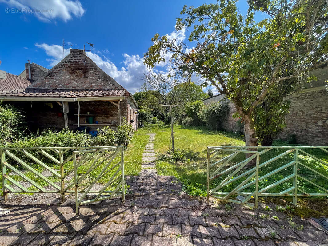 Maison à FRESNES-SUR-ESCAUT