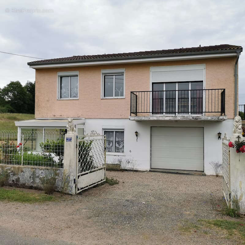 Maison à SAINT-EUSEBE