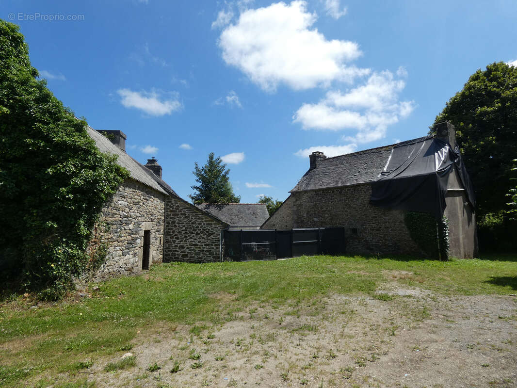 Maison à LA FEUILLEE