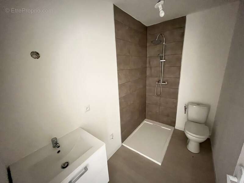 Maison à HONDEVILLIERS