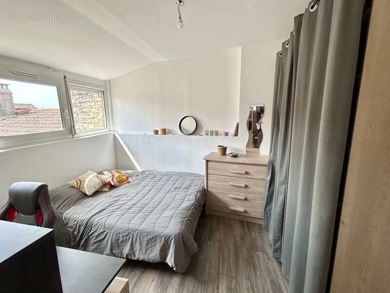 Appartement à CHAZAY-D&#039;AZERGUES