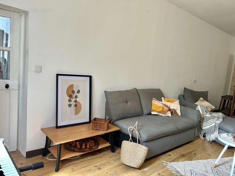 Appartement à CHAZAY-D&#039;AZERGUES