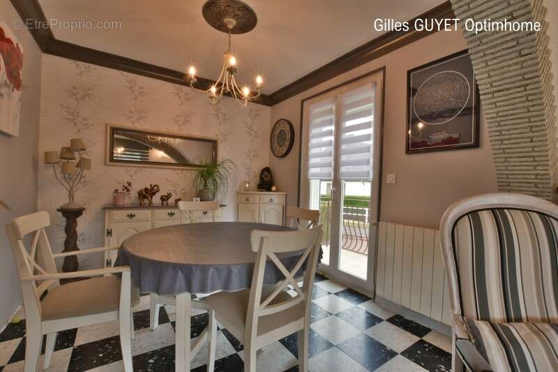 Maison à LE NEUBOURG