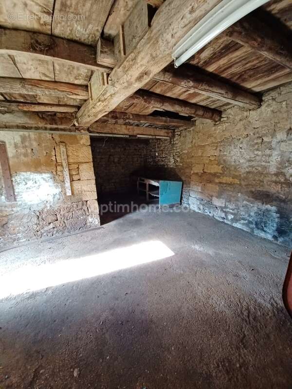 Maison à QUINCY-LANDZECOURT