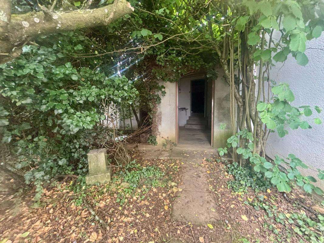 Terrain à VANDOEUVRE-LES-NANCY