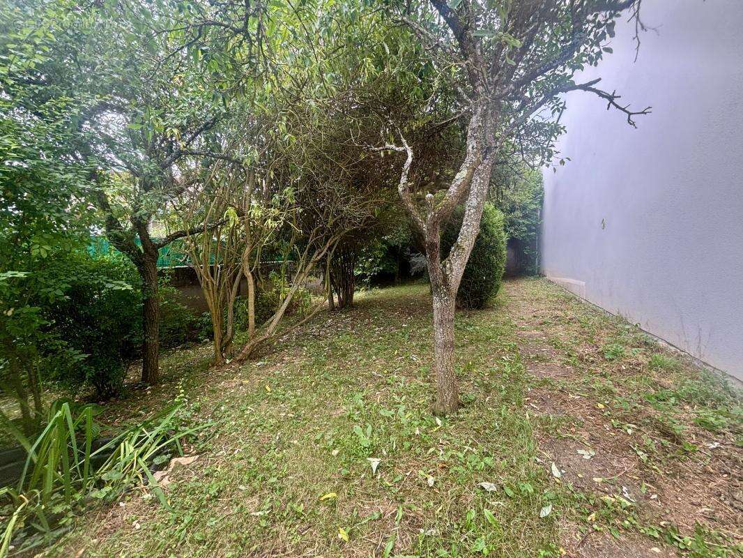 Terrain à VANDOEUVRE-LES-NANCY