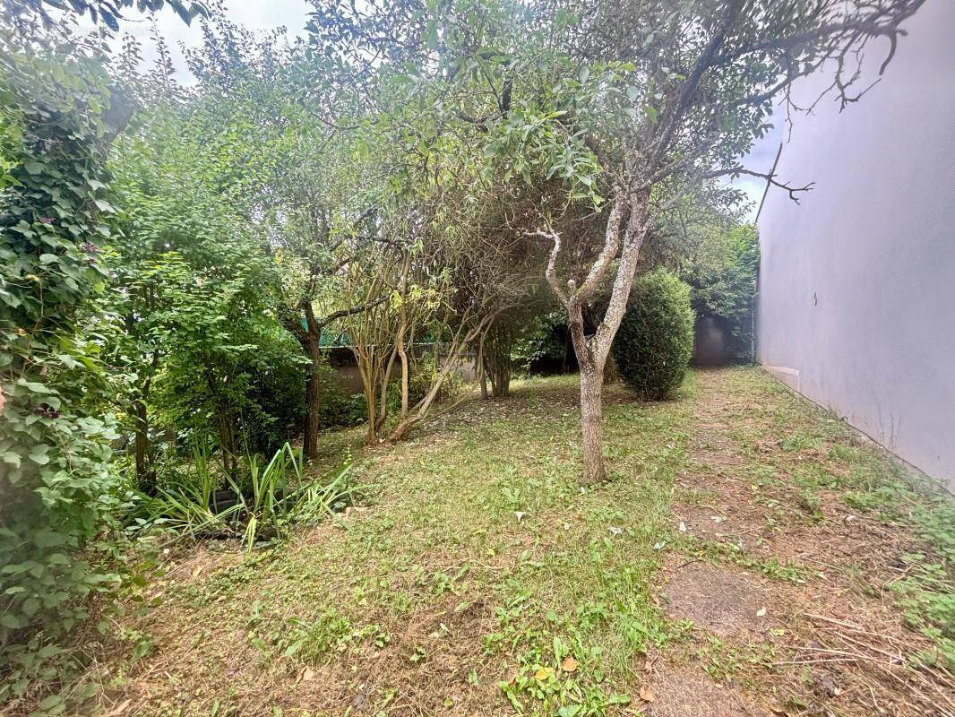 Terrain à VANDOEUVRE-LES-NANCY