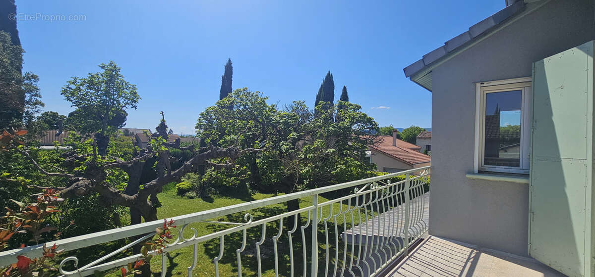Maison à PORTES-LES-VALENCE