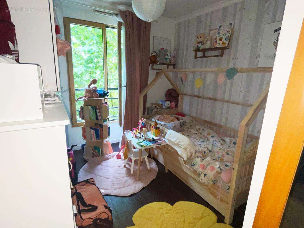 Appartement à ENGHIEN-LES-BAINS