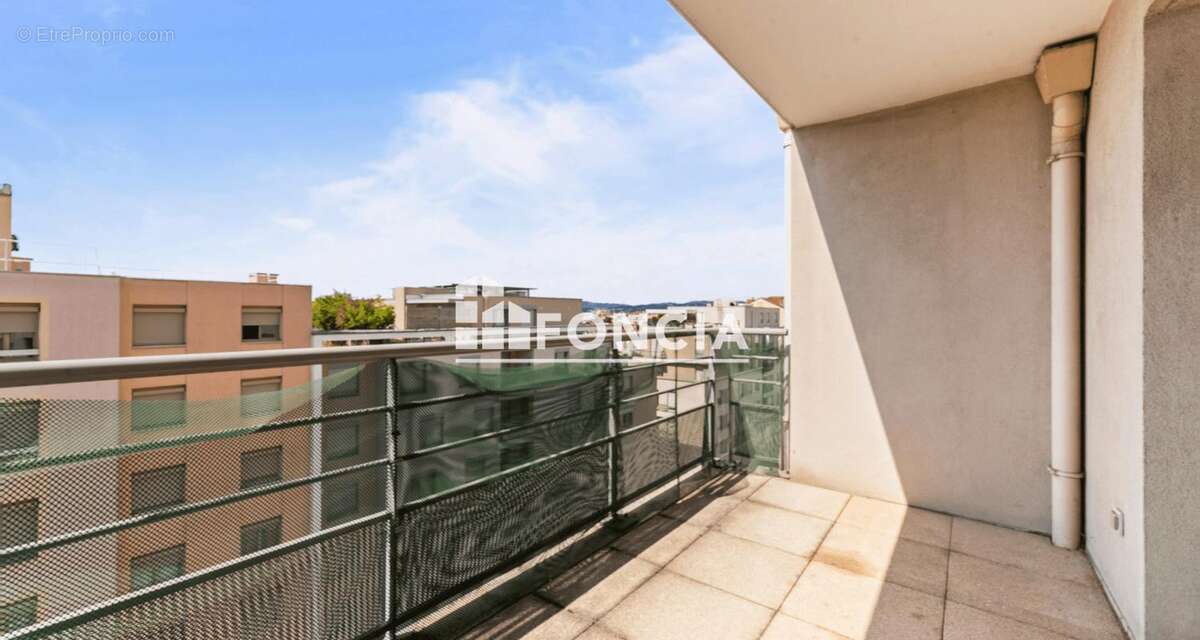 Appartement à VILLEURBANNE