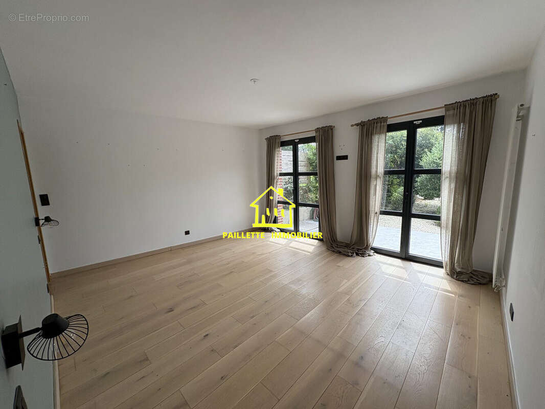 Maison à SAINT-AUBIN-ROUTOT