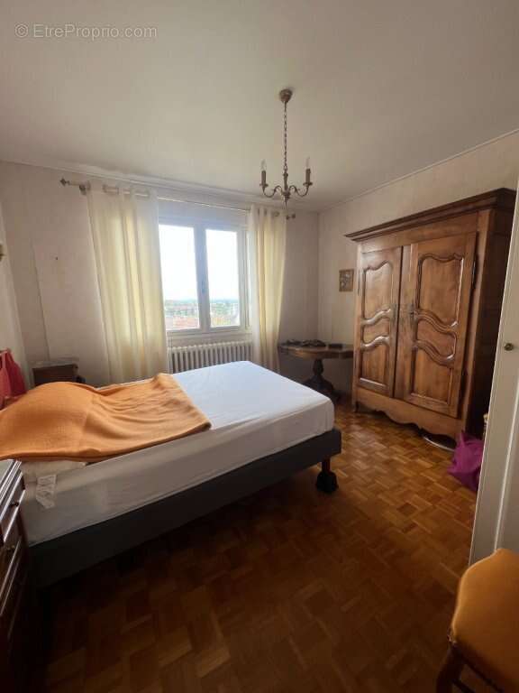 Maison à LE CREUSOT