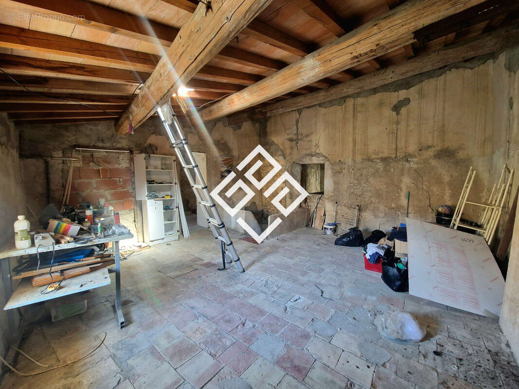 Maison à SALLES-D&#039;AUDE