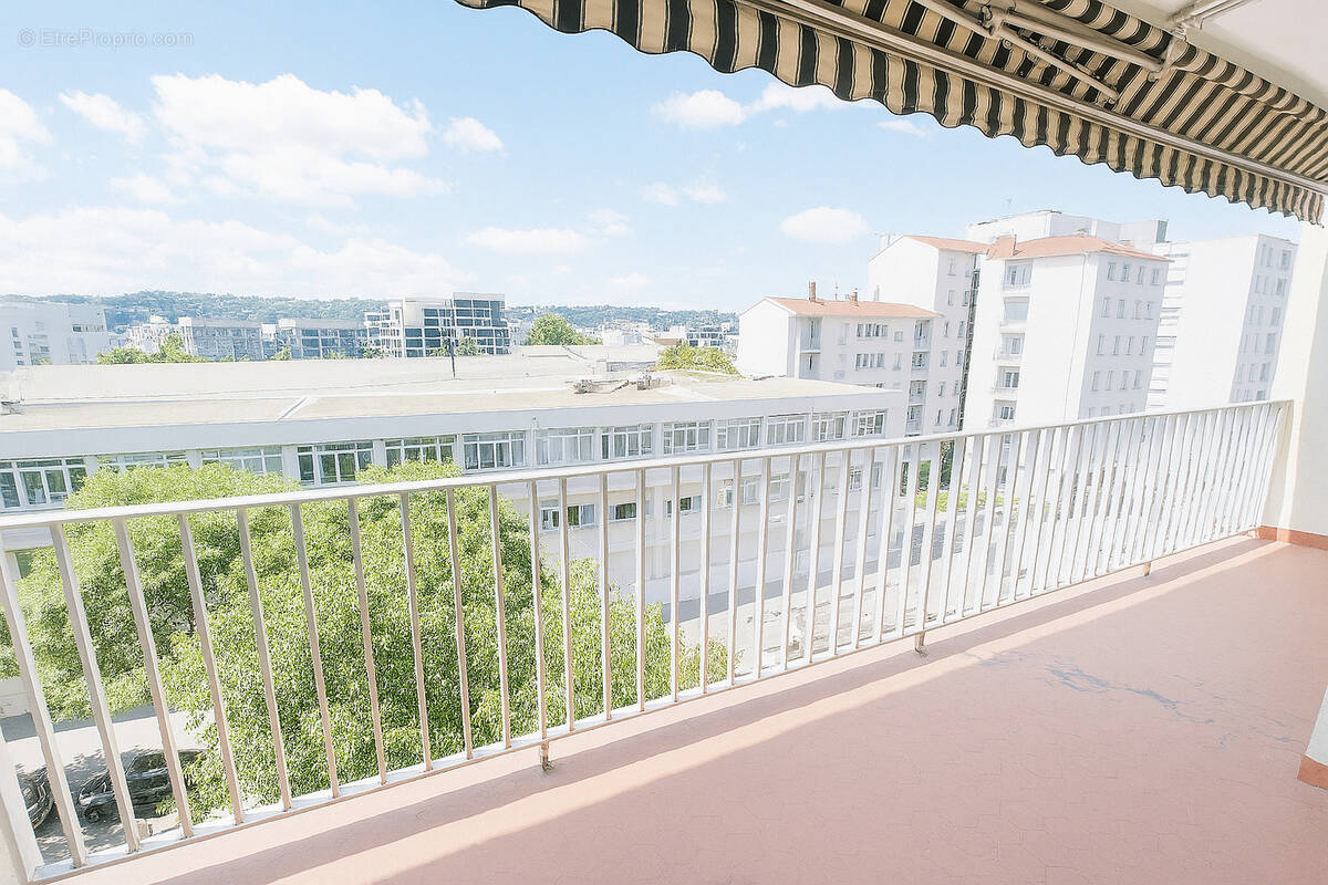Appartement à LYON-7E