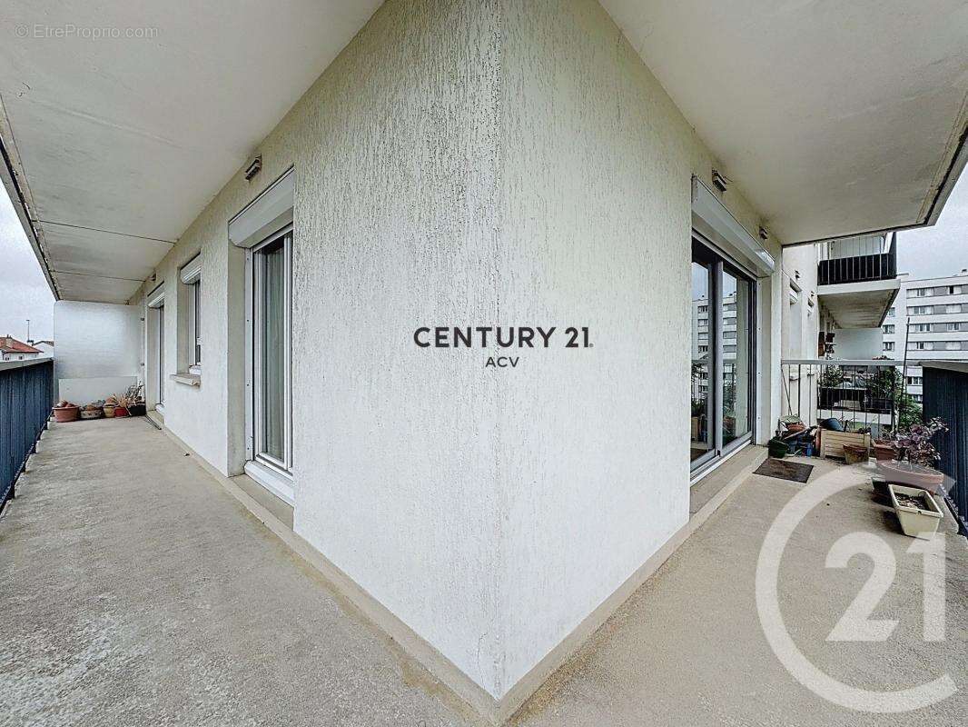 Appartement à MAISONS-ALFORT