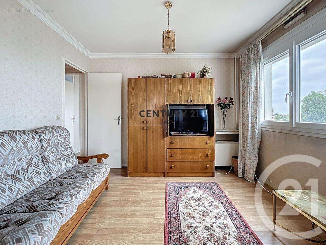 Appartement à MAISONS-ALFORT