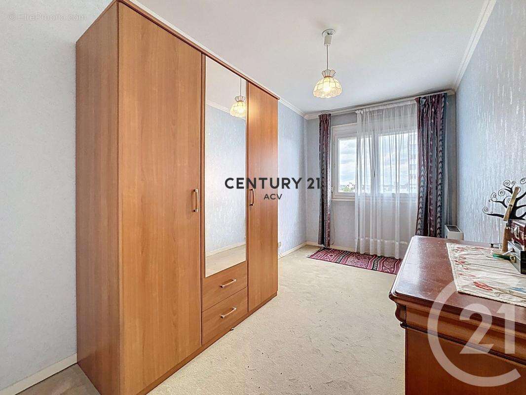 Appartement à MAISONS-ALFORT