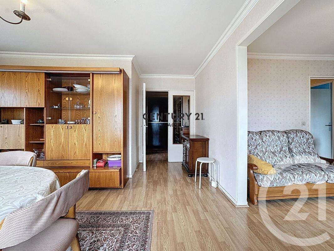 Appartement à MAISONS-ALFORT