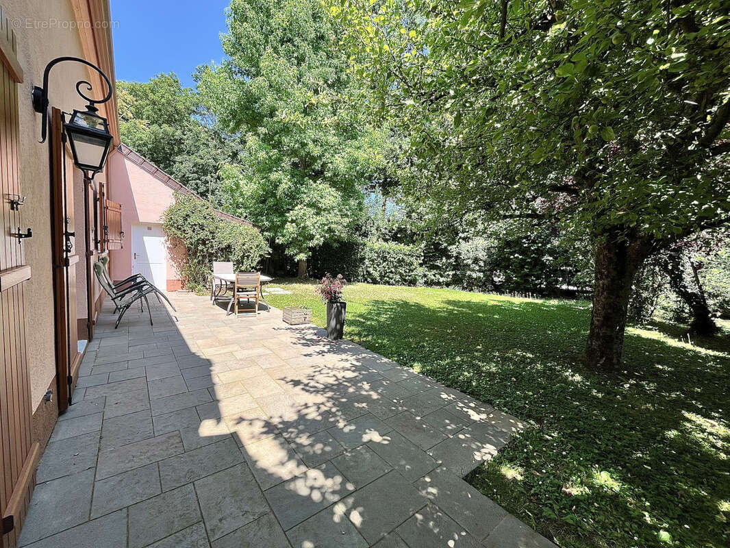 Maison à GUERMANTES