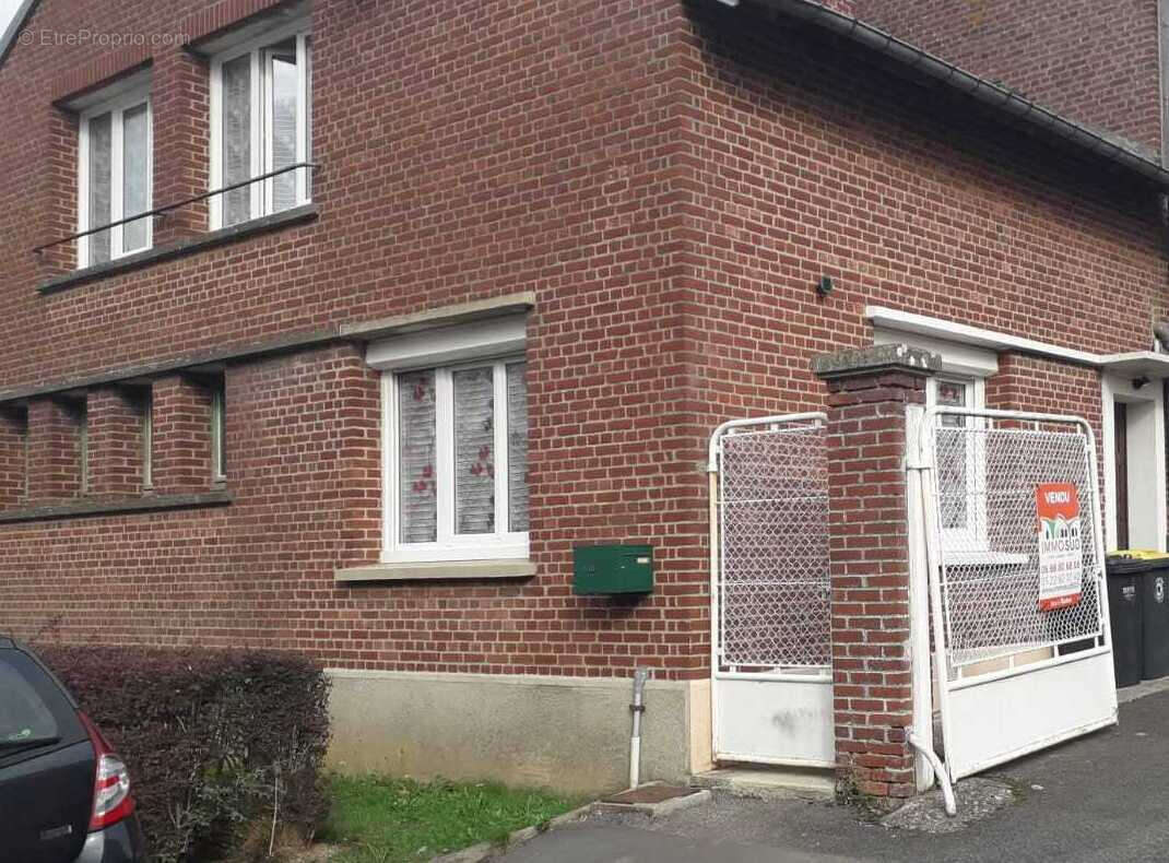 Maison à SAINT-SAUFLIEU