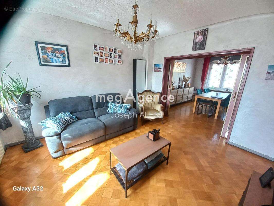 Maison à L&#039;HOPITAL