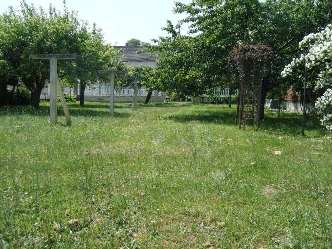 Maison à CLOYES-SUR-LE-LOIR
