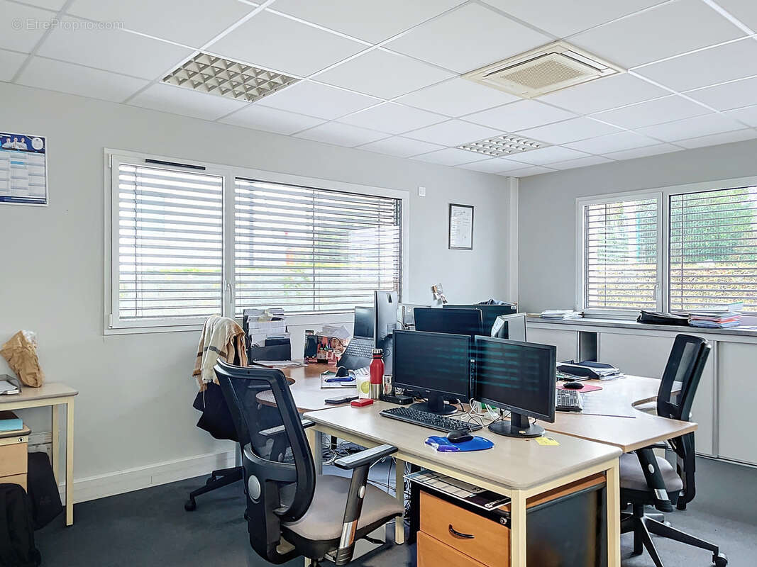 Commerce à SAINT-LO