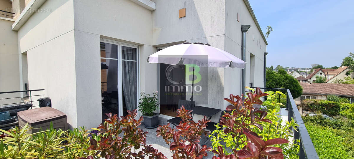 Appartement à LE PLESSIS-TREVISE