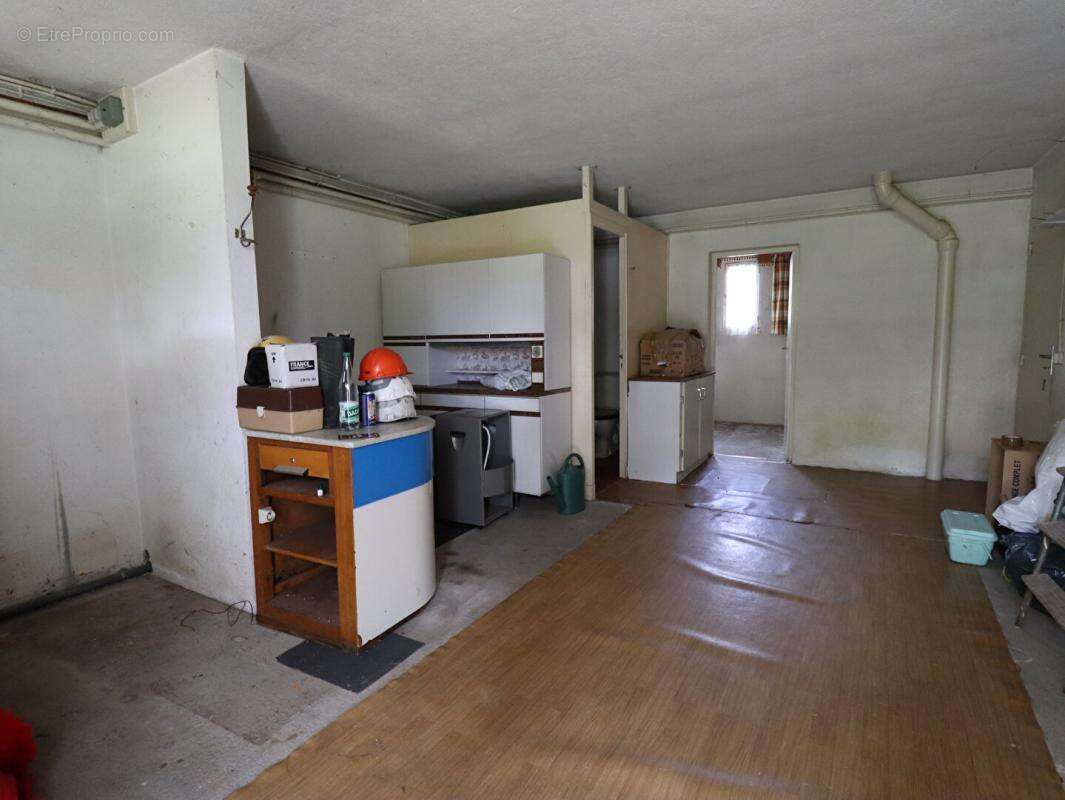 Maison à VOLLORE-MONTAGNE