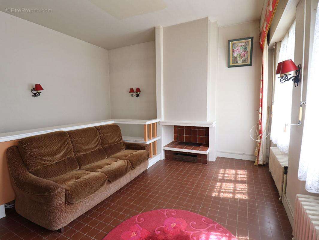 Maison à VOLLORE-MONTAGNE