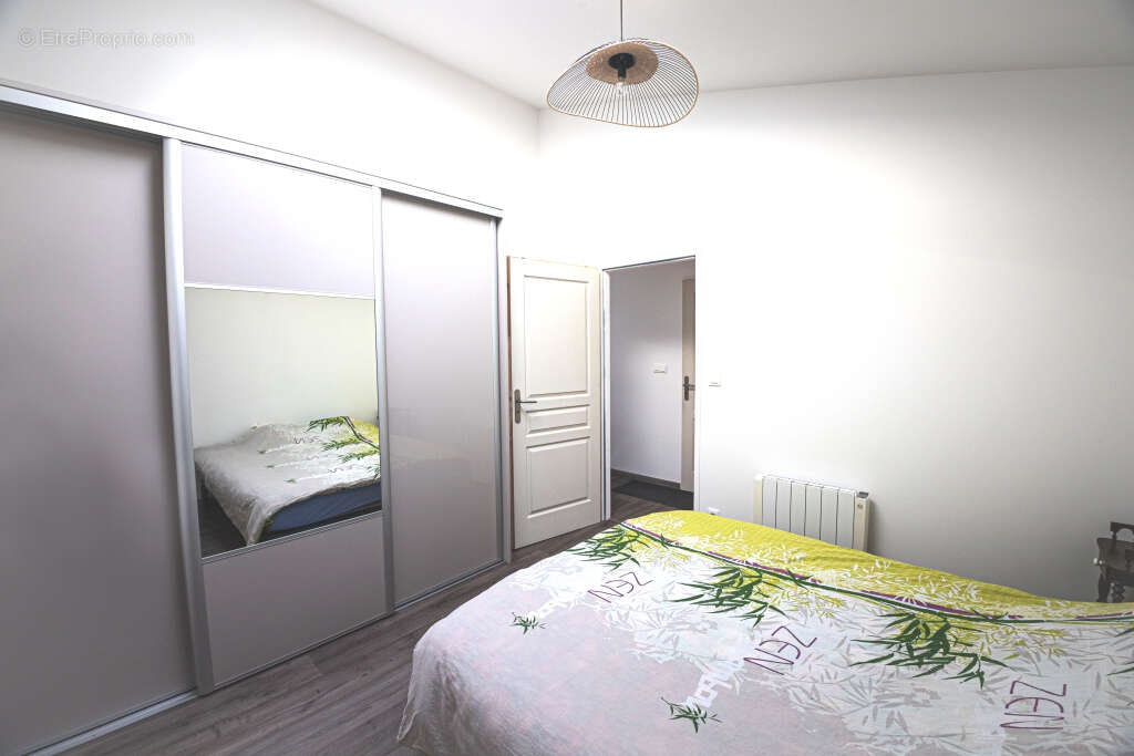 Maison à BRIVES-SUR-CHARENTE