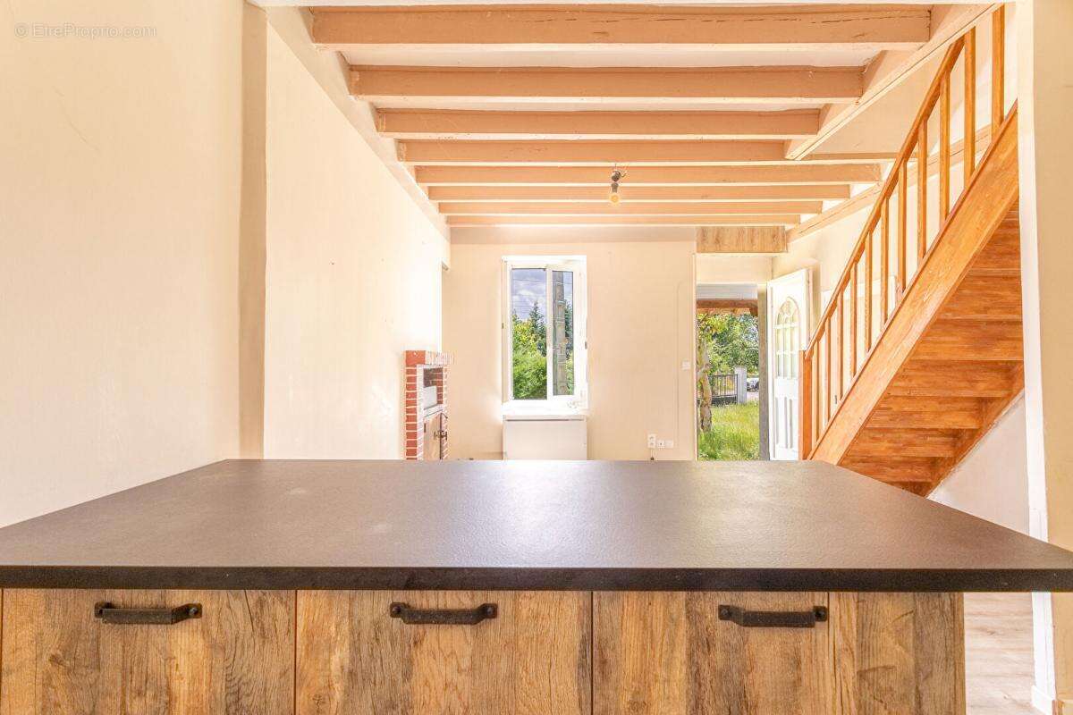 Maison à CHATRES-SUR-CHER