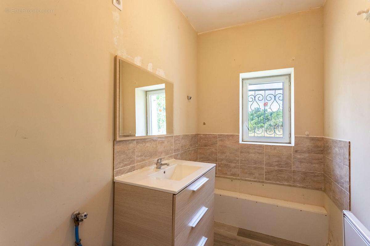 Maison à CHATRES-SUR-CHER