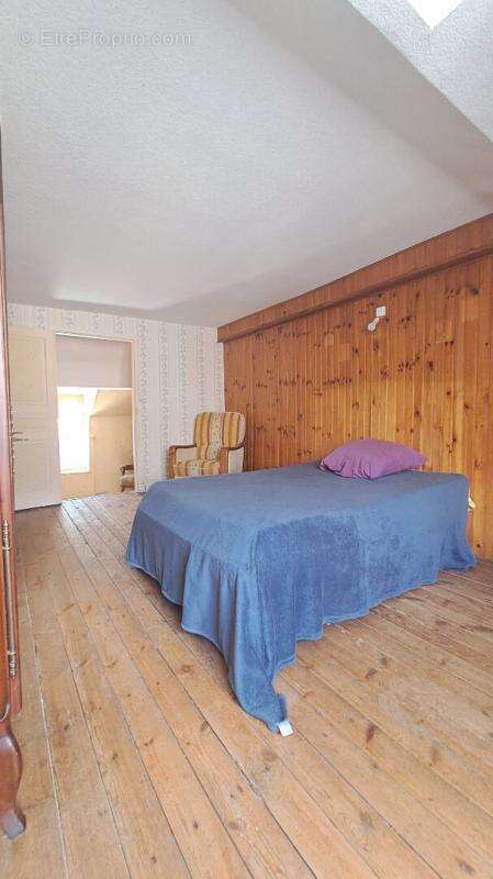 Maison à VILLAINES-LA-JUHEL