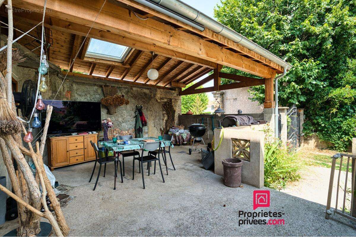 Maison à SAINT-PRIEST