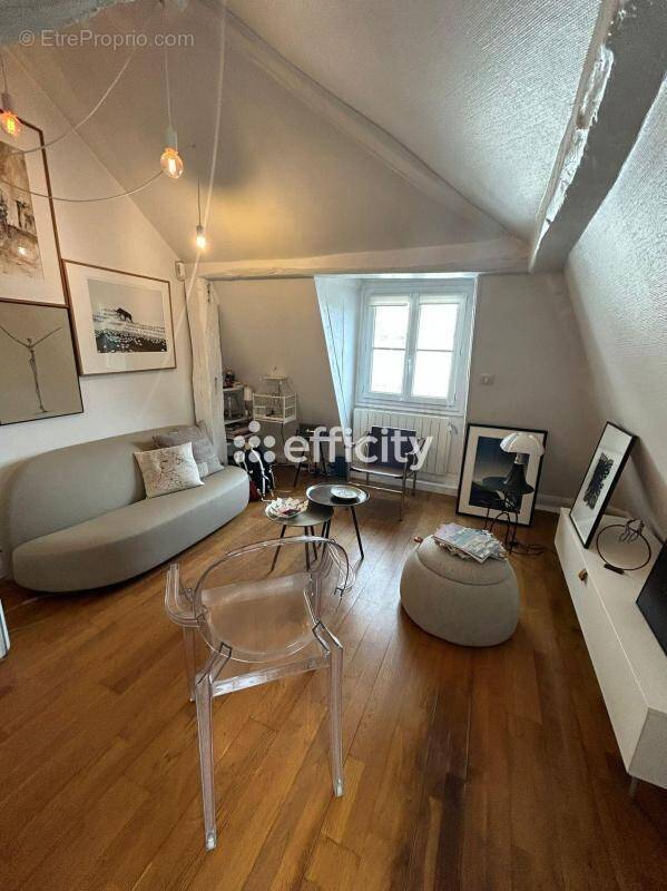 Appartement à PARIS-6E