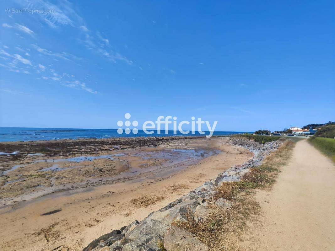 Terrain à BRETIGNOLLES-SUR-MER