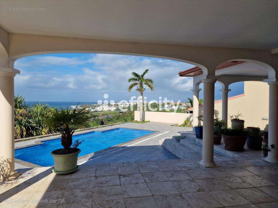 Maison à SAINT-BENOIT