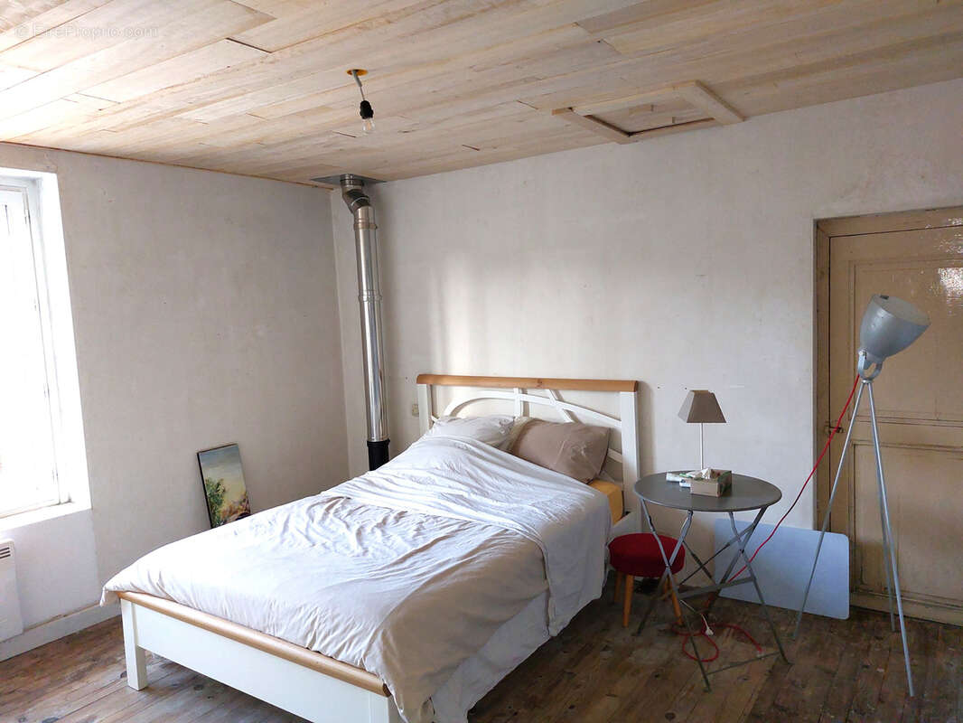 Maison à SAINT-JEAN-DE-THOUARS