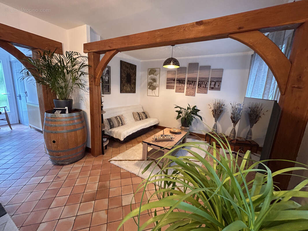 Maison à SAINT-LEON-SUR-L&#039;ISLE