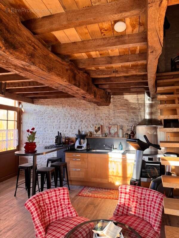 Maison à SAINT-GENGOUX-LE-NATIONAL