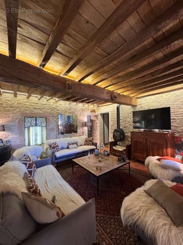 Maison à SAINT-GENGOUX-LE-NATIONAL