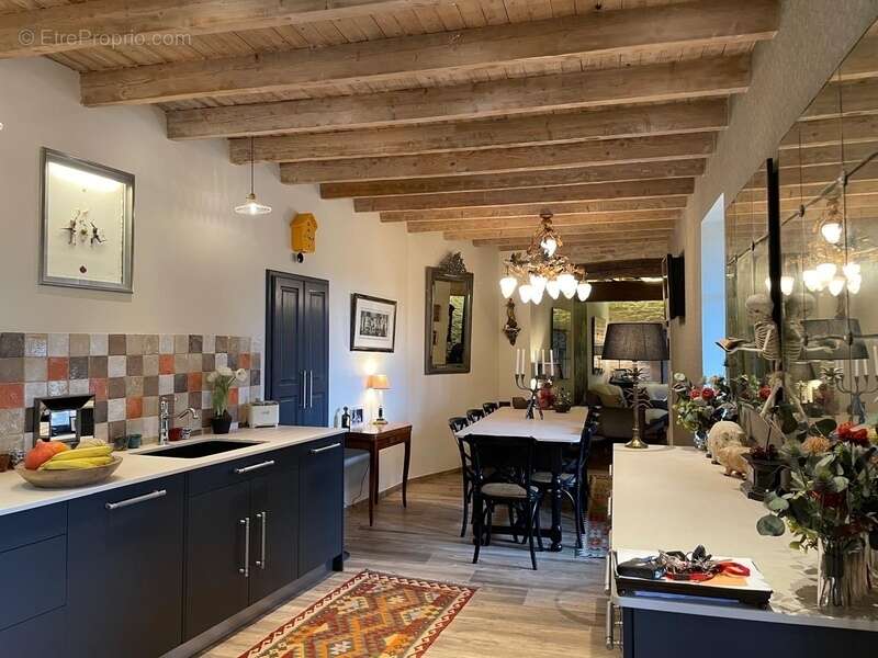 Maison à SAINT-GENGOUX-LE-NATIONAL