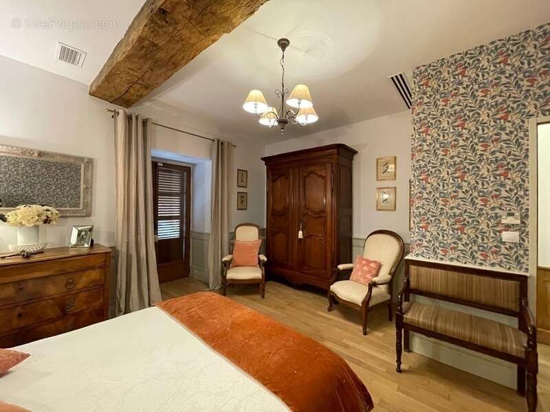 Maison à SAINT-GENGOUX-LE-NATIONAL