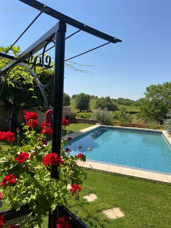 Maison à SAINT-GENGOUX-LE-NATIONAL