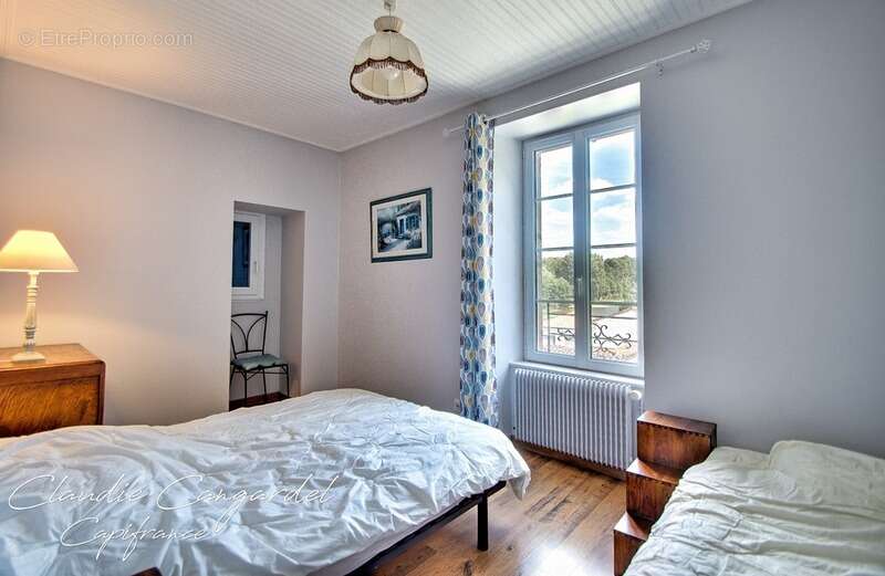 Maison à SIGOURNAIS