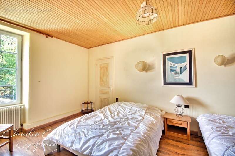 Maison à SIGOURNAIS