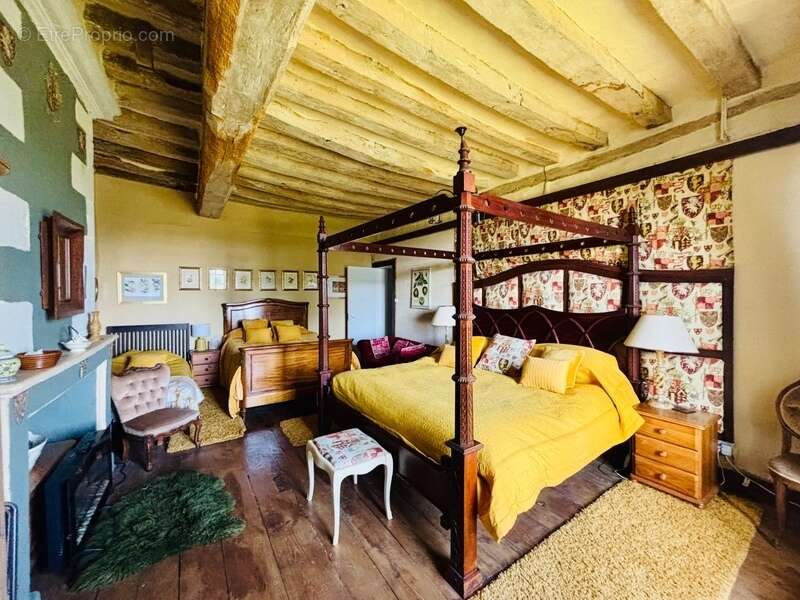 Maison à CHATEAU-GONTIER