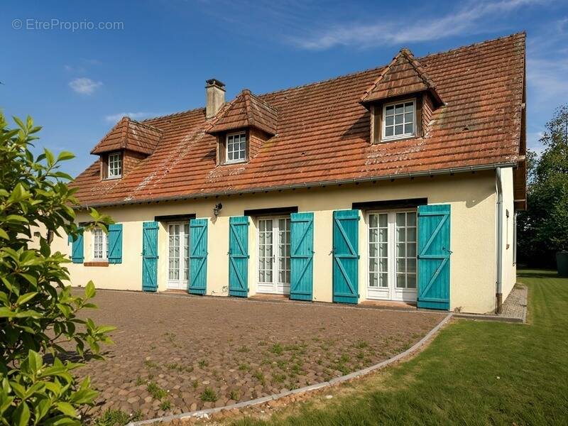 Maison à SAINT-PIERRE-DU-VAL