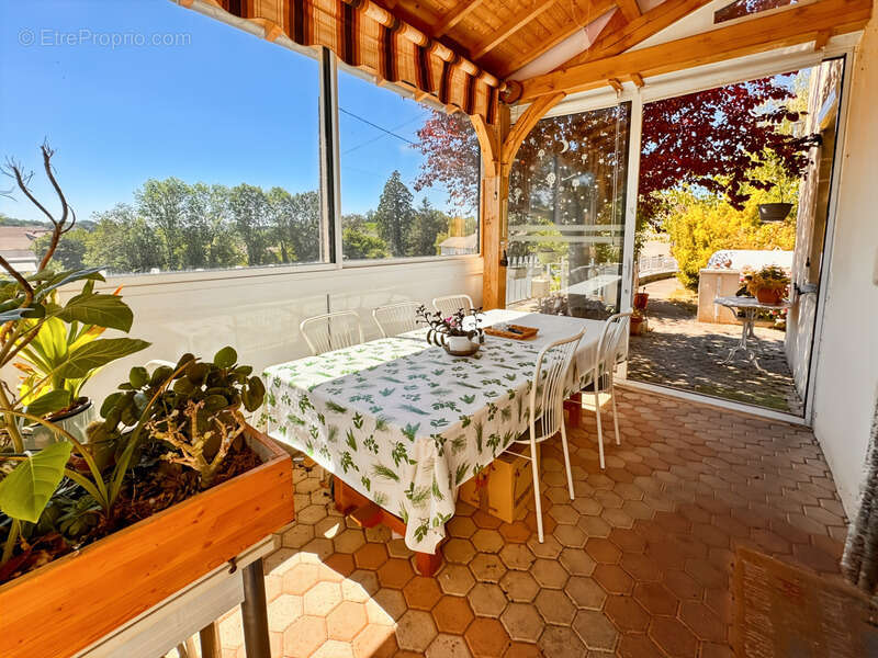 Maison à LA CLAYETTE